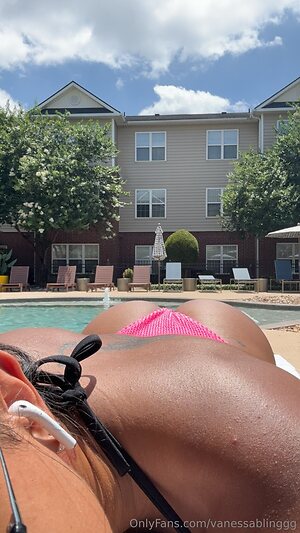 ashleylovveee Nude Leaked Photo #3