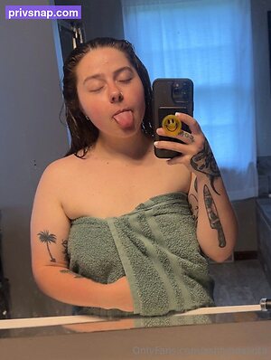ashlyndakota Nude Leaked Photo #13