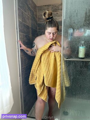 ashlyndakota Nude Leaked Photo #21