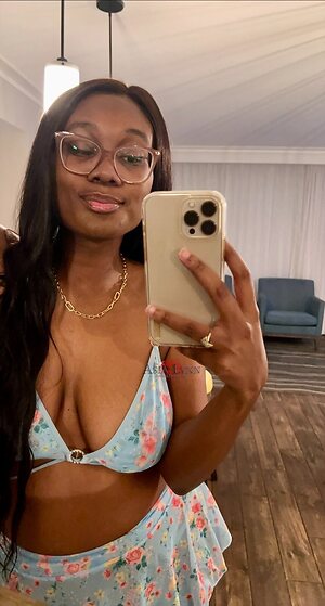 asialynnbby Nude Leaked Photo #35