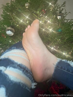 audriicakes Nude Leaked Photo #37