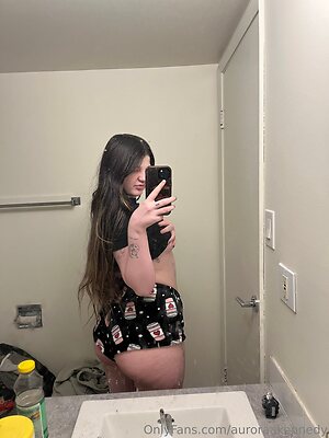 auroraakennedy Nude Leaked Photo #6