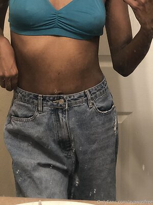 avawasfree Nude Leaked Photo #3