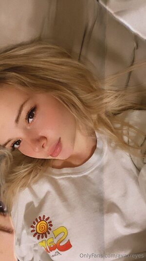 avaxreyes Nude Leaked Photo #17