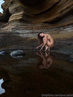 ave estel Nude Leaked Photo #35