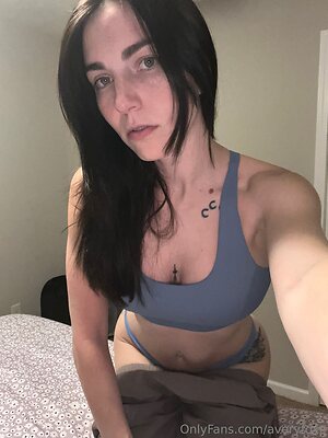 averyfoxx Nude Leaked Photo #9