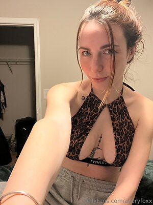 averyfoxx Nude Leaked Photo #13