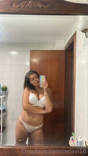 aviavi16 Nude Leaked Photo #4