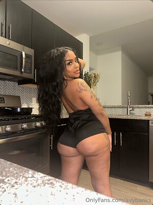 avybanks Nude Leaked Photo #11