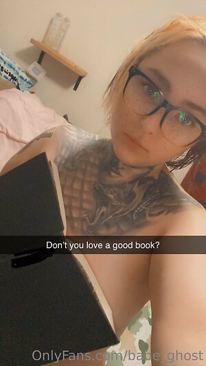 babe ghost Nude Leaked Photo #20