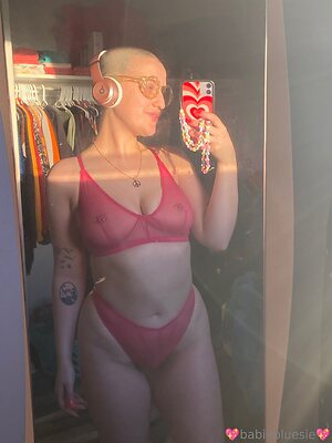 babiebluesie Nude Leaked Photo #4