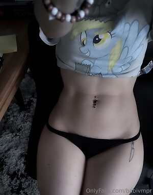 babivmpr Nude Leaked Photo #18