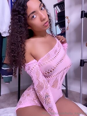 baby kaprixo Nude Leaked Photo #17