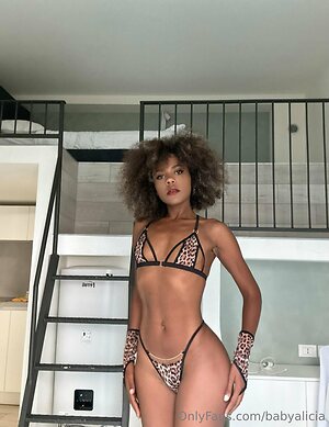 babyalicia Nude Leaked Photo #8