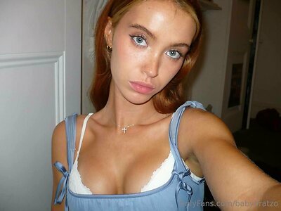 babybratzo Nude Leaked Photo #44