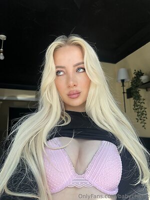 babychar x Nude Leaked Photo #4
