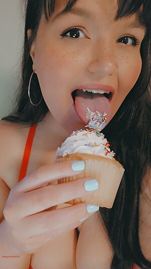 babygirlnikki513 Nude Leaked Photo #12