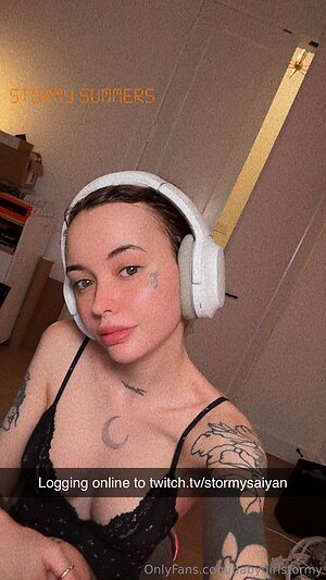 babygirlstormy Nude Leaked Photo #14