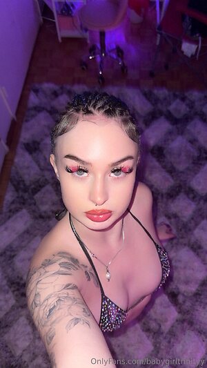 babygirltrinityy Nude Leaked Photo #22