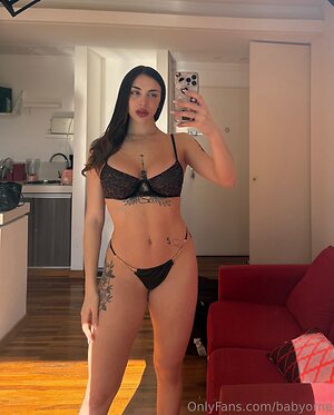 babyorne Nude Leaked Photo #29