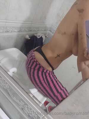 babyromaof Nude Leaked Photo #8