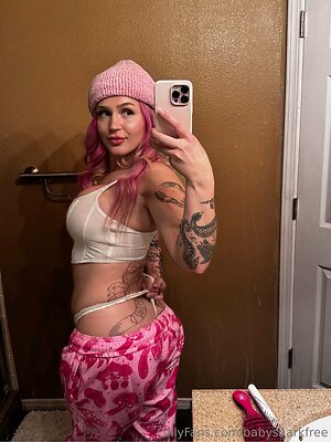 babysharkfree Nude Leaked Photo #13