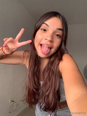 babyyysophie Nude Leaked Photo #16