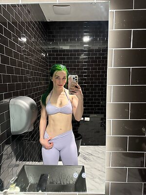 baileyfree Nude Leaked Photo #17