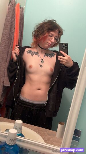 bailken Nude Leaked Photo #33