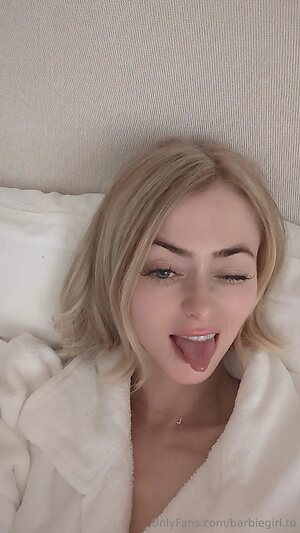 barbiegirl to Nude Leaked Photo #12