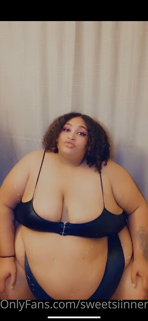bbwamberlve Nude Leaked Photo #18