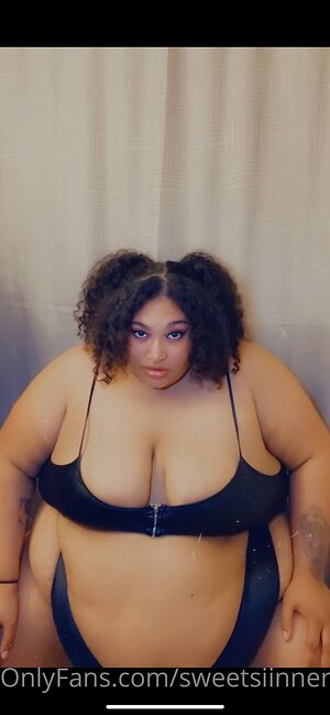 bbwamberlve Nude Leaked Photo #34