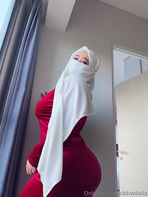 bbwdalia Nude Leaked Photo #18