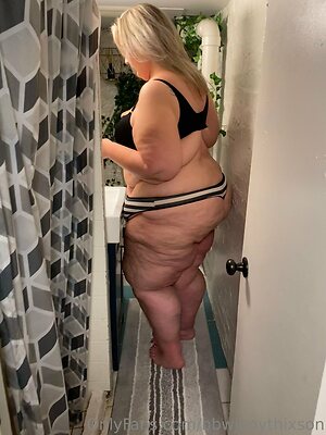 bbwjenythixson Nude Leaked Photo #11