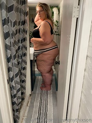 bbwjenythixson Nude Leaked Photo #12