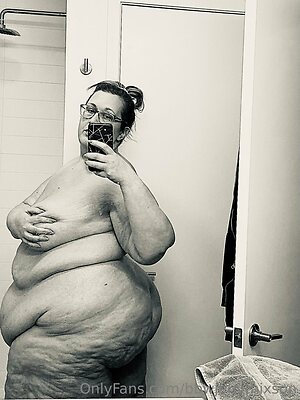 bbwjenythixson Nude Leaked Photo #17