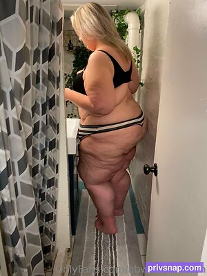 bbwjenythixson Nude Leaked Photo #31