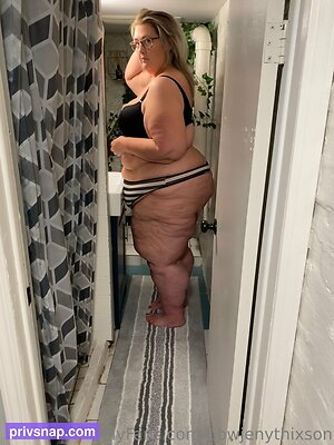 bbwjenythixson Nude Leaked Photo #32