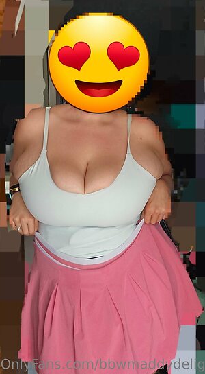 bbwmaddydelight2 Nude Leaked Photo #5