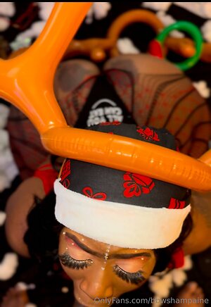 bbwshampaine Nude Leaked Photo #6