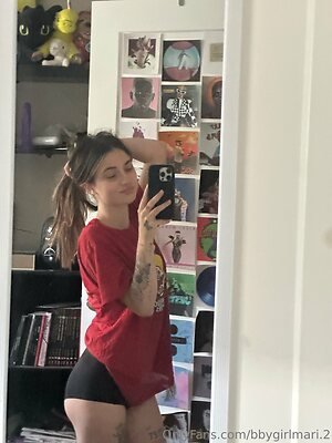 bbygirlmari 2 Nude Leaked Photo #9