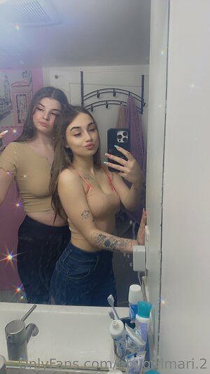 bbygirlmari 2 Nude Leaked Photo #21