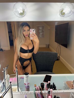 beachblondexoxo Nude Leaked Photo #11