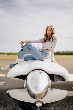 becca aviatrix Nude Leaked Photo #6