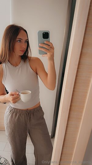 becca aviatrix Nude Leaked Photo #20