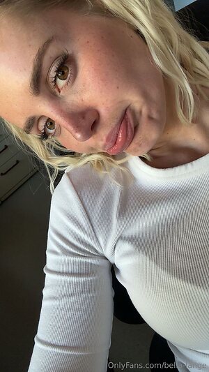 bella-lange Nude Leaked Photo #2