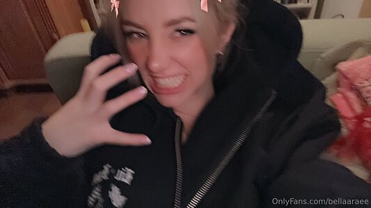bellaaraee Nude Leaked Photo #11
