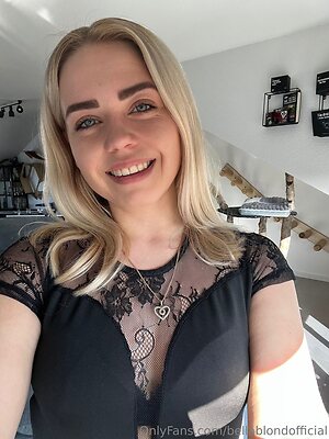 bellablondofficial Nude Leaked Photo #5