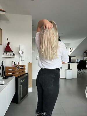 bellablondofficial Nude Leaked Photo #14