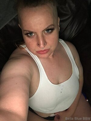bellabluebbw Nude Leaked Photo #7